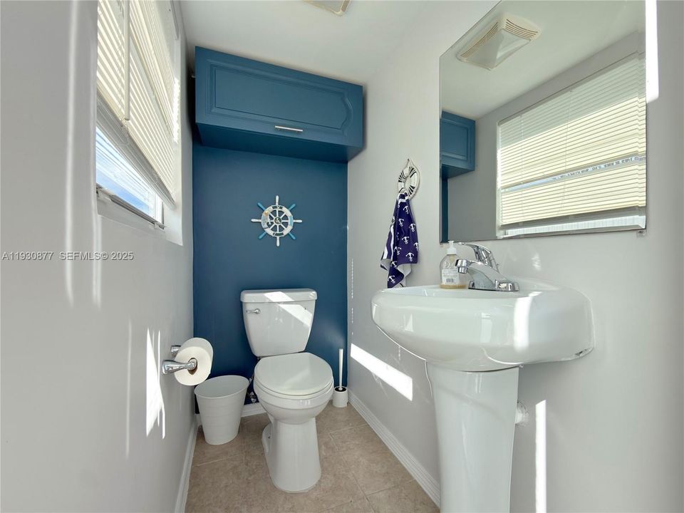 For Rent: $5,200 (2 beds, 2 baths, 1802 Square Feet)