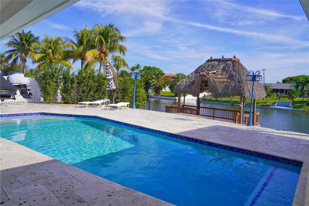 For Rent: $5,200 (2 beds, 2 baths, 1802 Square Feet)