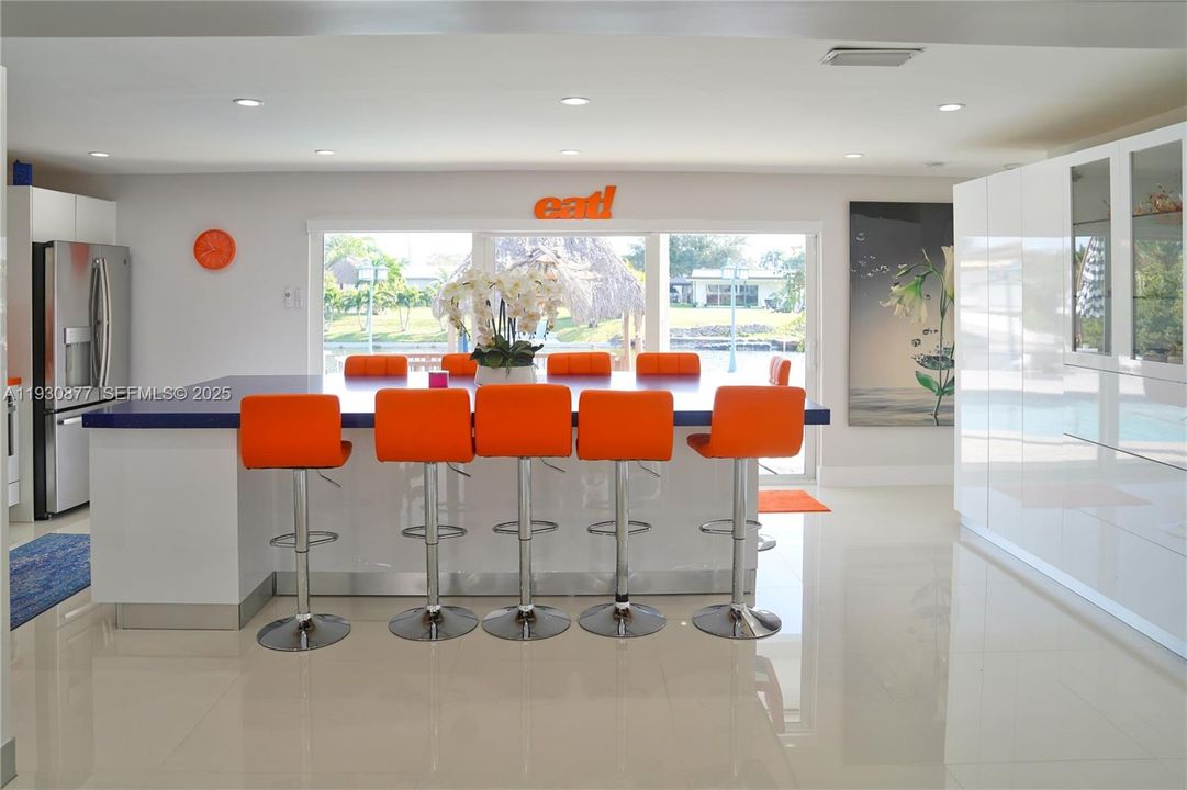 For Rent: $5,200 (2 beds, 2 baths, 1802 Square Feet)