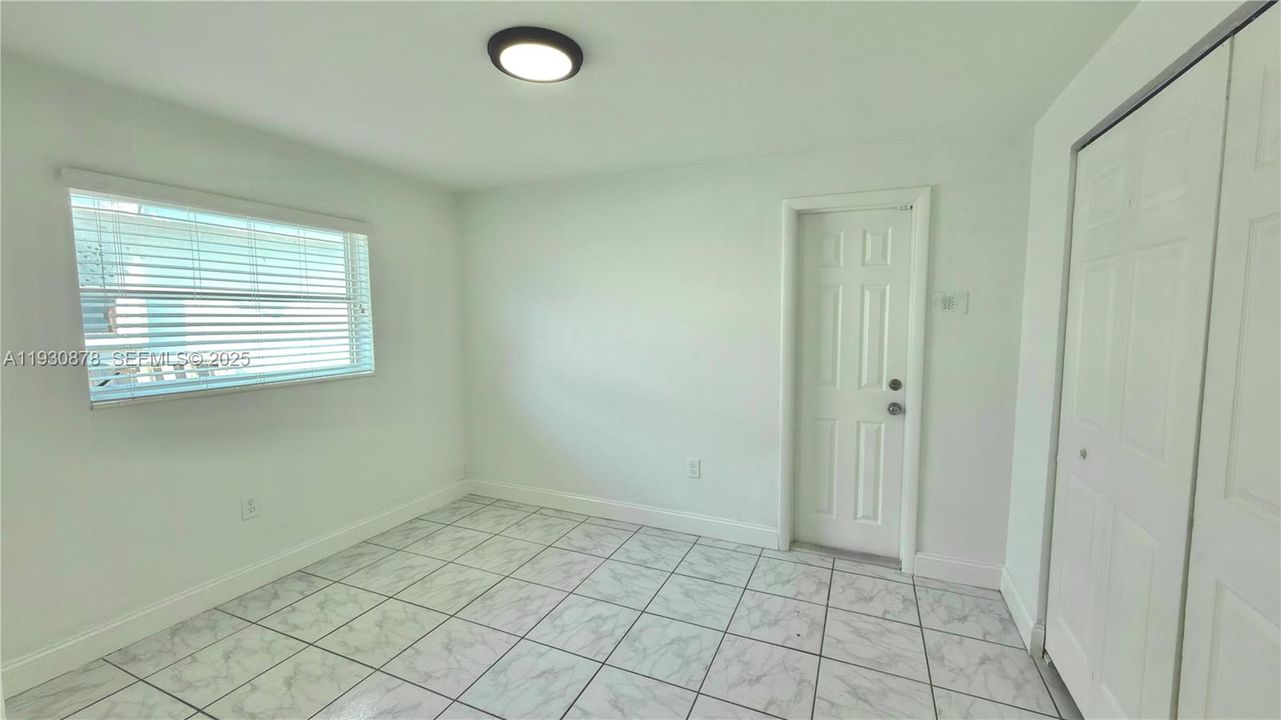 En Renta: $3,160 (3 camas, 2 baños, 1370 Pies cuadrados)