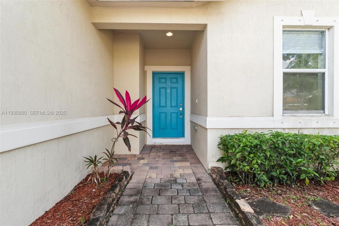 出租: $2,800 (3 贝兹, 2 浴室, 1621 平方英尺)