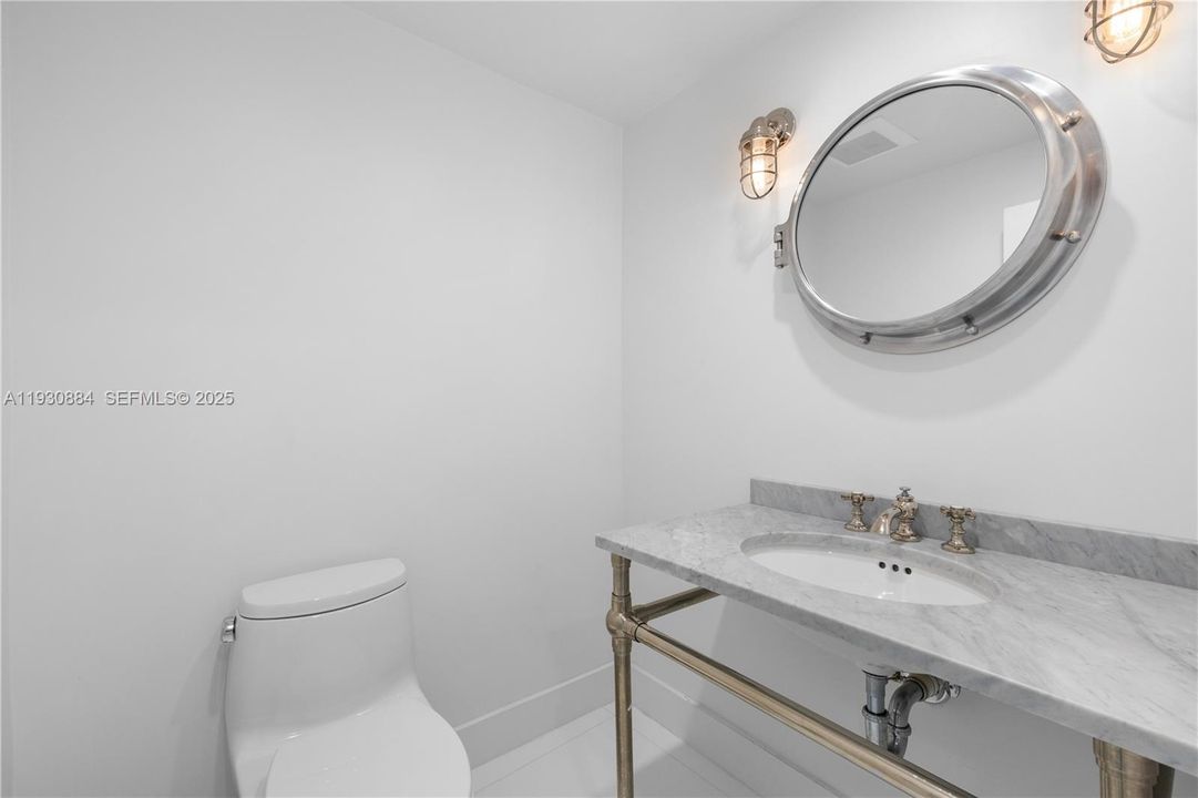 出租: $9,500 (3 贝兹, 2 浴室, 1455 平方英尺)