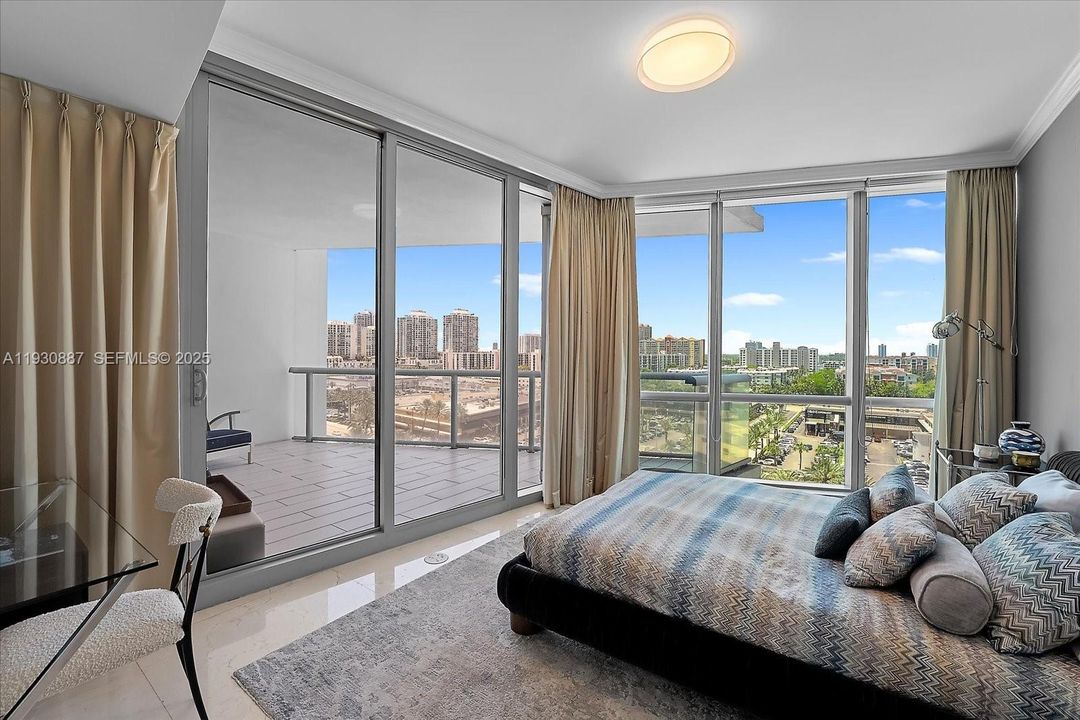 For Rent: $14,000 (3 beds, 3 baths, 1933 Square Feet)