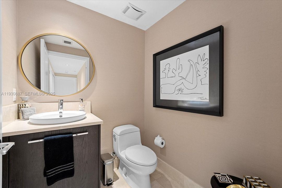 For Rent: $14,000 (3 beds, 3 baths, 1933 Square Feet)