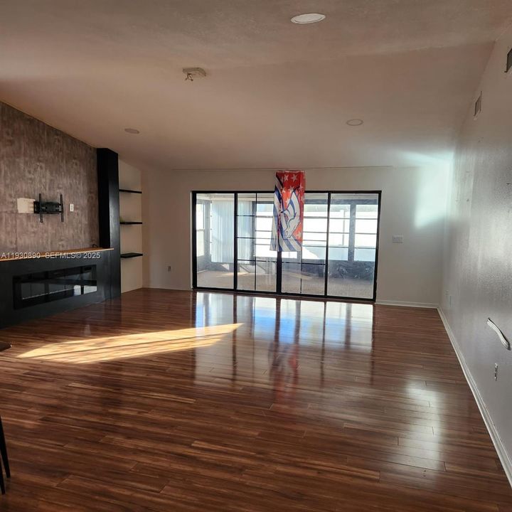 For Rent: $2,420 (3 beds, 2 baths, 0 Square Feet)