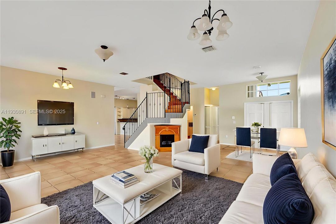 For Sale: $879,000 (4 beds, 2 baths, 3347 Square Feet)