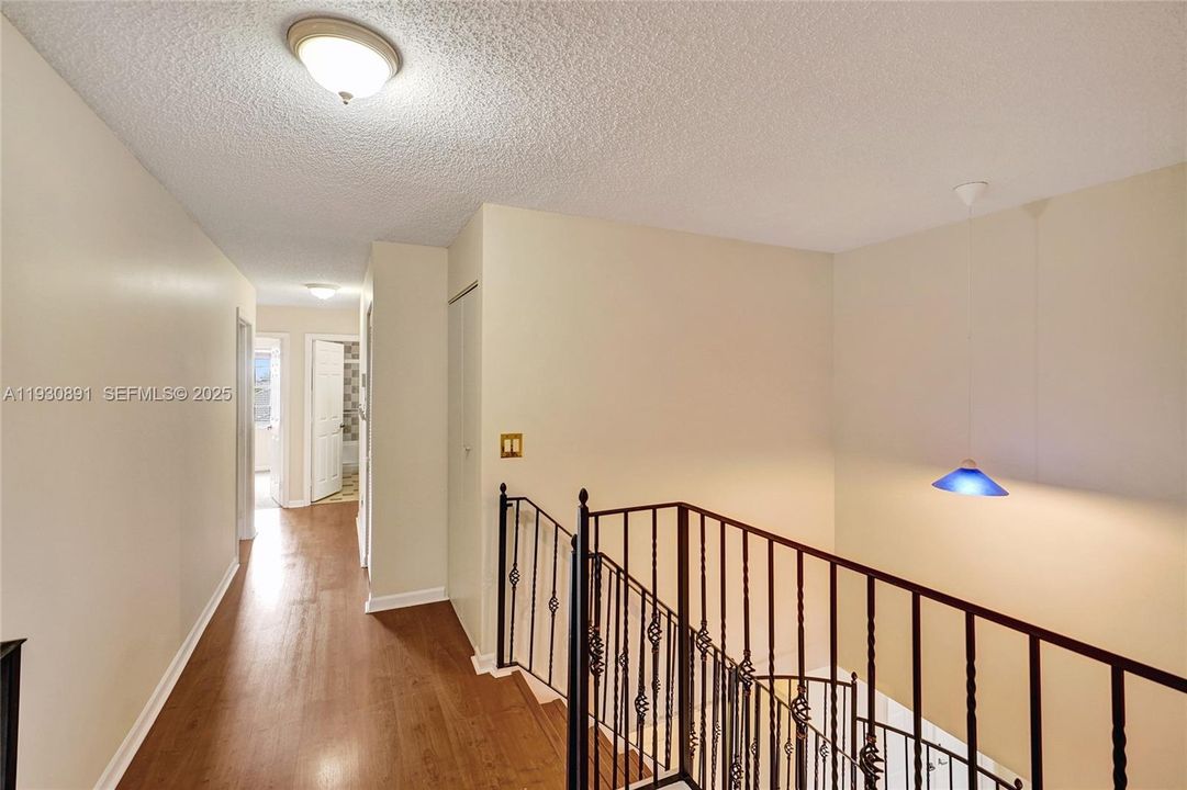 For Sale: $879,000 (4 beds, 2 baths, 3347 Square Feet)