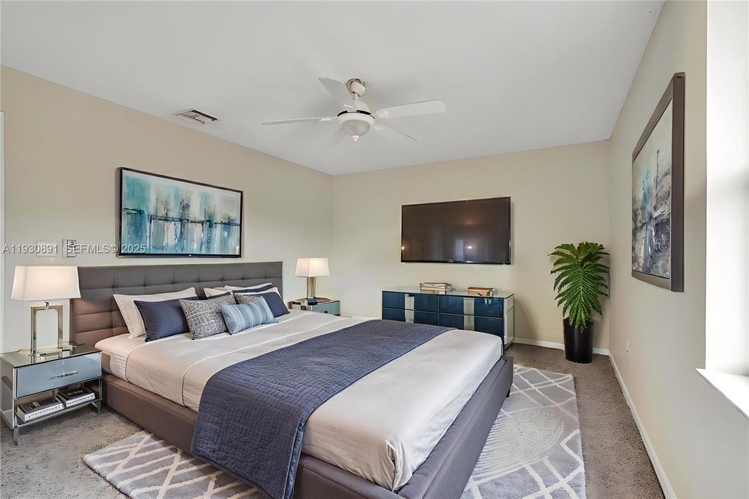 For Sale: $879,000 (4 beds, 2 baths, 3347 Square Feet)