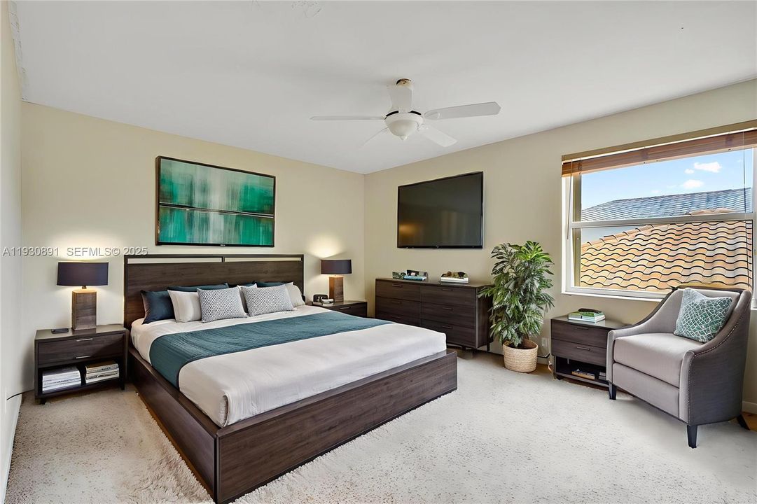 For Sale: $879,000 (4 beds, 2 baths, 3347 Square Feet)