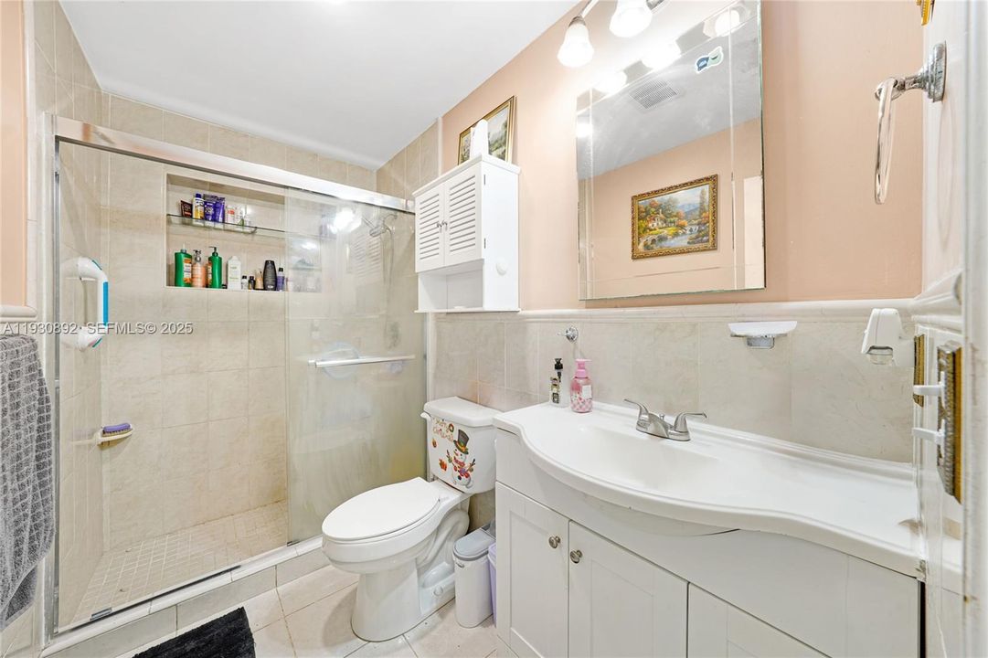 For Sale: $699,000 (3 beds, 1 baths, 1718 Square Feet)