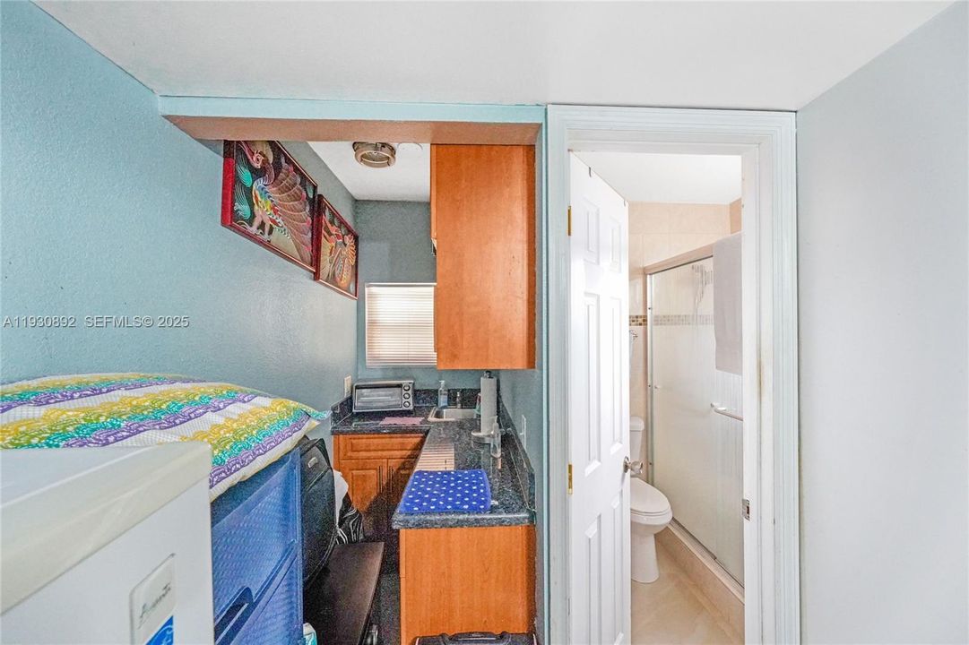 For Sale: $699,000 (3 beds, 1 baths, 1718 Square Feet)