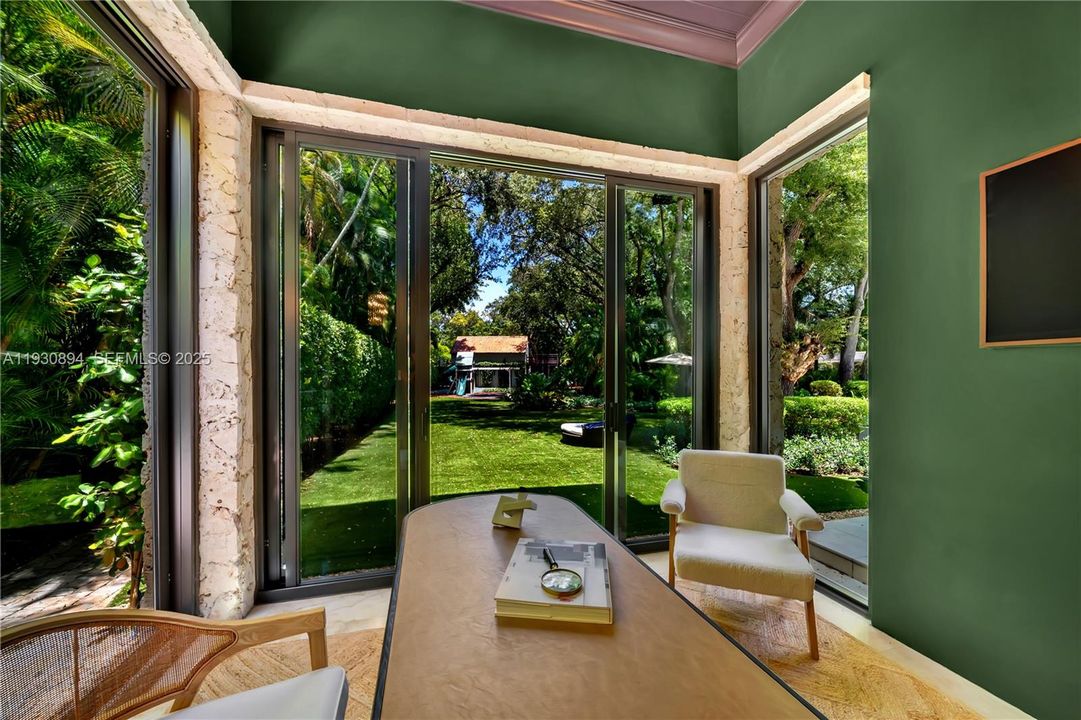 For Sale: $15,000,000 (7 beds, 6 baths, 6702 Square Feet)