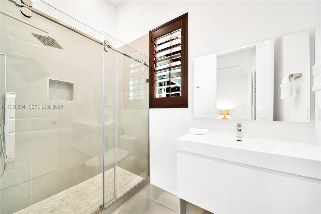 For Sale: $15,000,000 (7 beds, 6 baths, 6702 Square Feet)