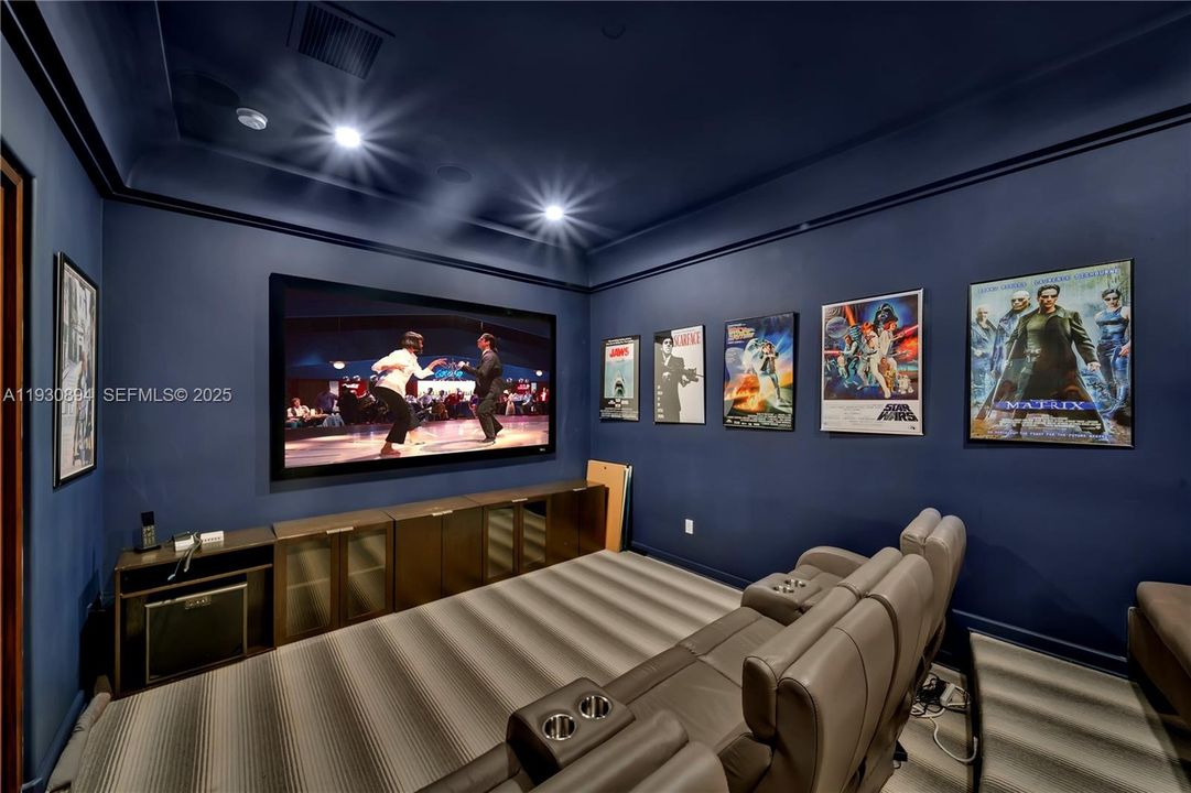 For Sale: $15,000,000 (7 beds, 6 baths, 6702 Square Feet)