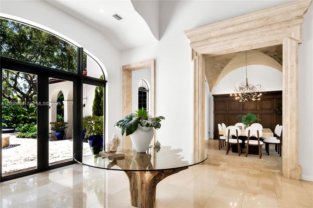 For Sale: $15,000,000 (7 beds, 6 baths, 6702 Square Feet)