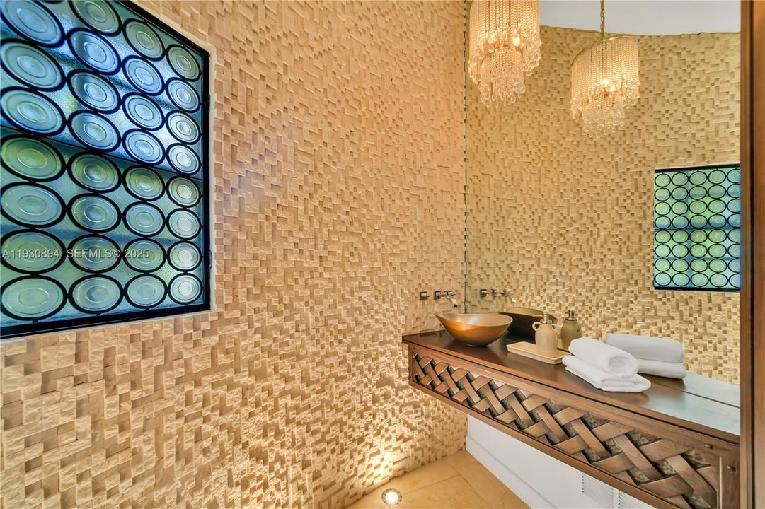 For Sale: $15,000,000 (7 beds, 6 baths, 6702 Square Feet)