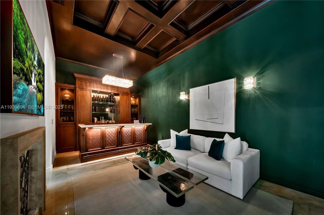 For Sale: $15,000,000 (7 beds, 6 baths, 6702 Square Feet)