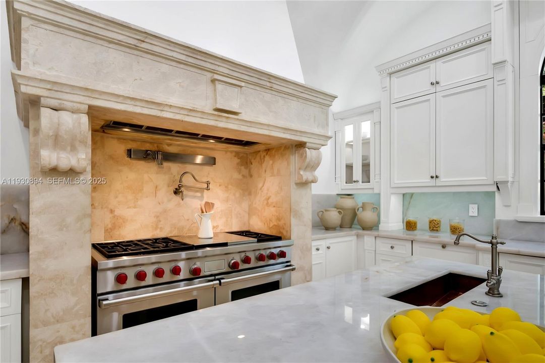 For Sale: $15,000,000 (7 beds, 6 baths, 6702 Square Feet)