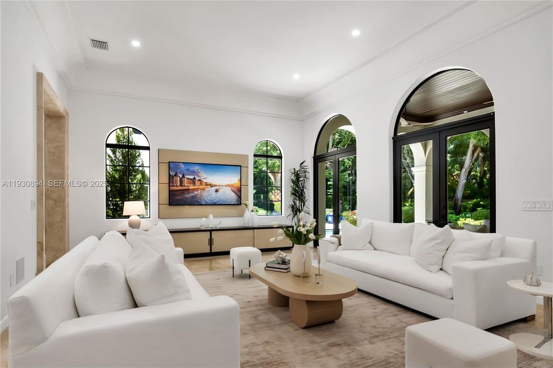 For Sale: $15,000,000 (7 beds, 6 baths, 6702 Square Feet)