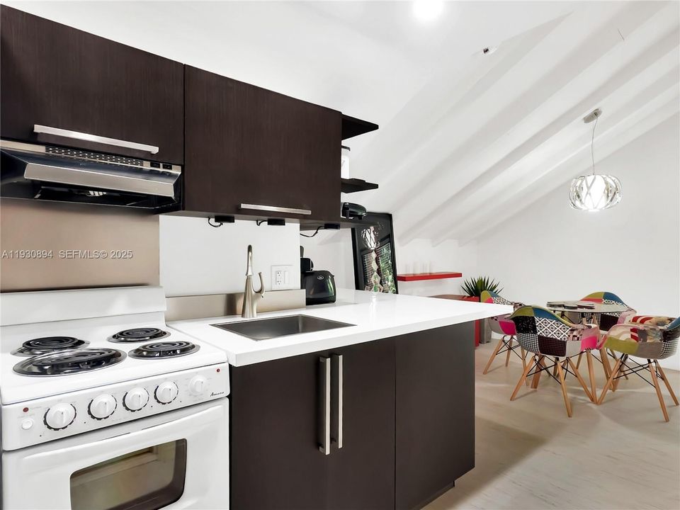 For Sale: $15,000,000 (7 beds, 6 baths, 6702 Square Feet)