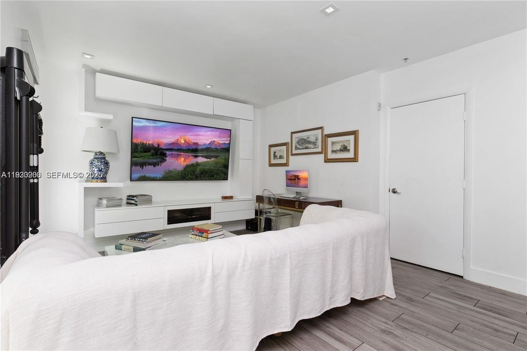 В аренду: $14,000 (5 спален, 4 ванн, 2624 Квадратных фут)