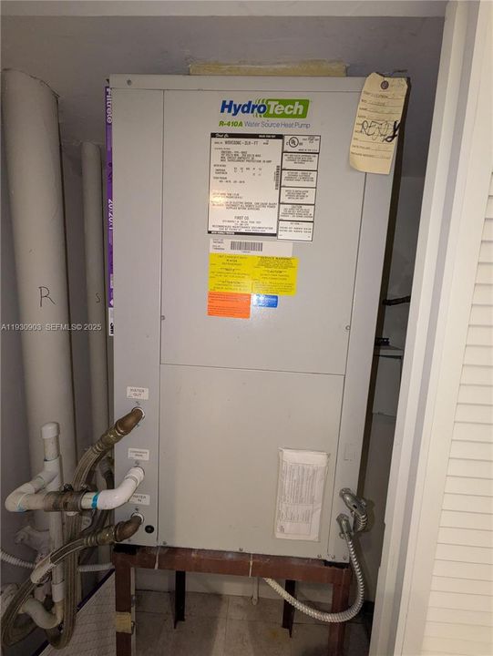 待售: $649,900 (2 贝兹, 2 浴室, 1692 平方英尺)