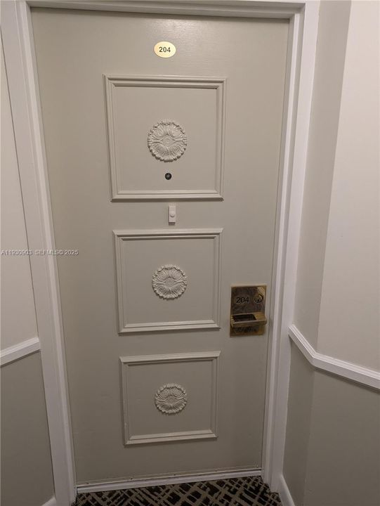 待售: $649,900 (2 贝兹, 2 浴室, 1692 平方英尺)