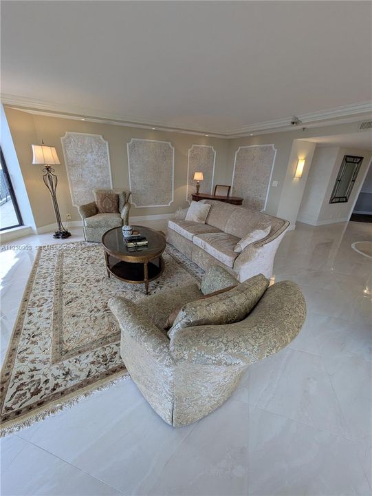 待售: $649,900 (2 贝兹, 2 浴室, 1692 平方英尺)