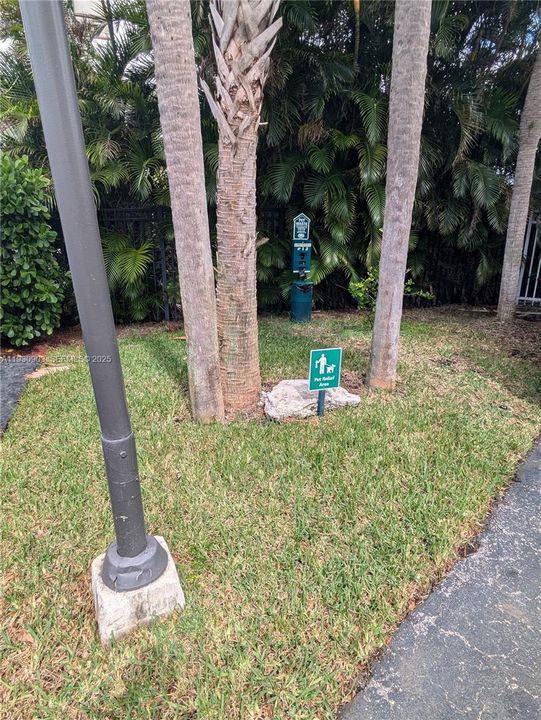 待售: $649,900 (2 贝兹, 2 浴室, 1692 平方英尺)