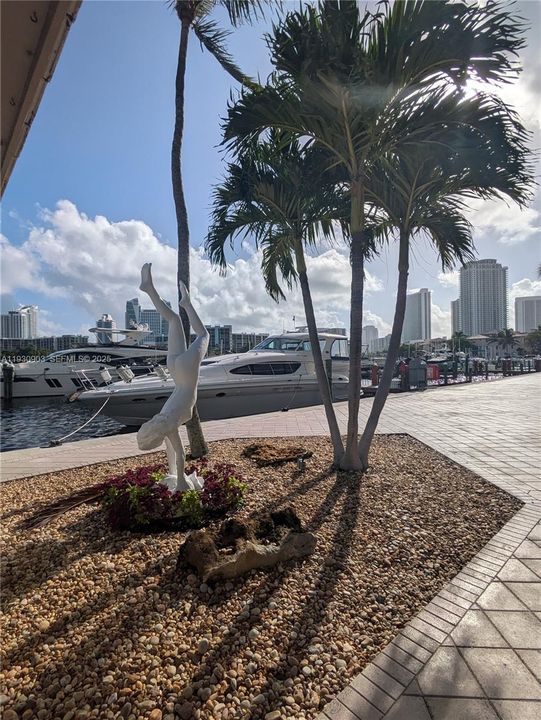 待售: $649,900 (2 贝兹, 2 浴室, 1692 平方英尺)