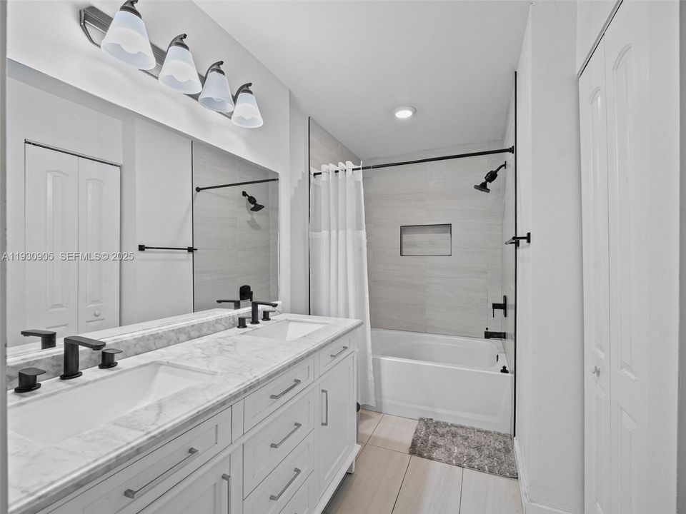 待售: $419,900 (3 贝兹, 2 浴室, 1330 平方英尺)