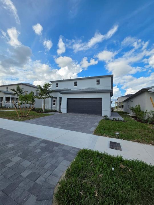 For Rent: $3,600 (4 beds, 2 baths, 0 Square Feet)