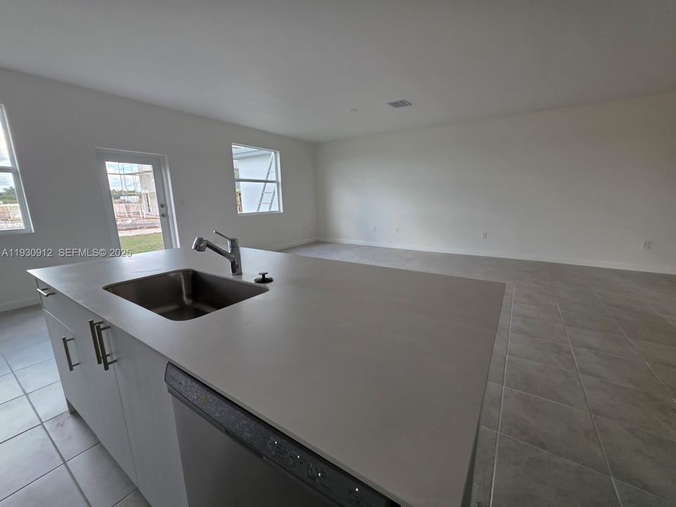 For Rent: $3,600 (4 beds, 2 baths, 0 Square Feet)