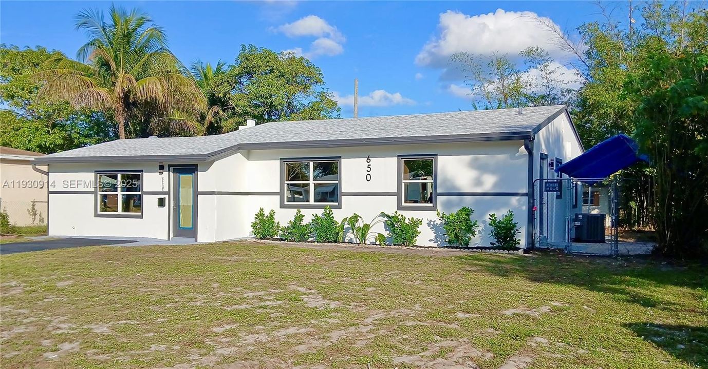 待售: $465,000 (4 贝兹, 2 浴室, 1215 平方英尺)