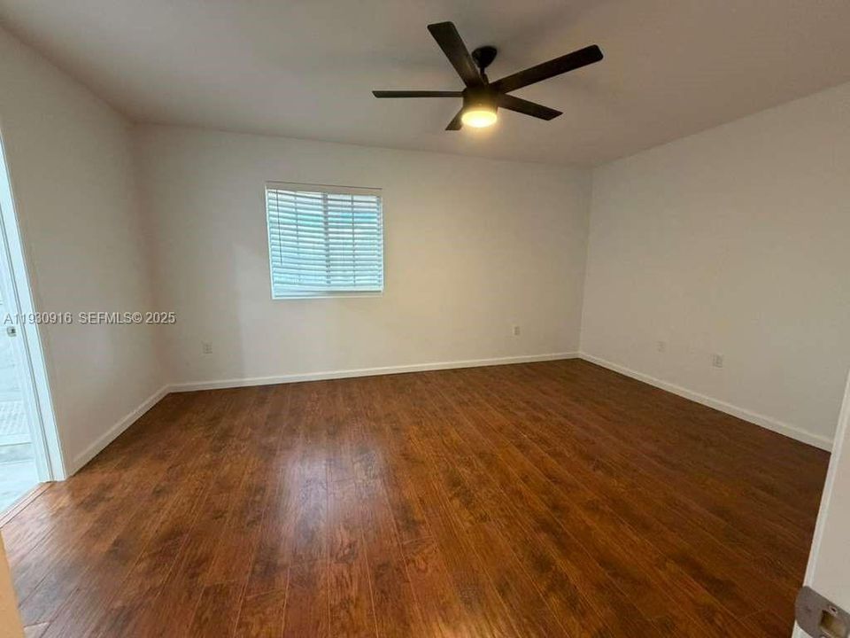 出租: $2,800 (3 贝兹, 2 浴室, 1580 平方英尺)