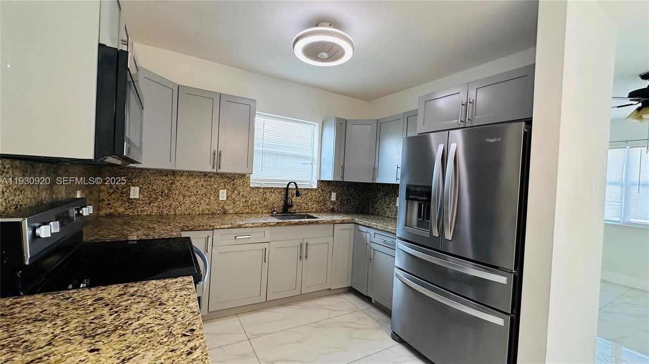 出租: $2,600 (3 贝兹, 2 浴室, 1272 平方英尺)