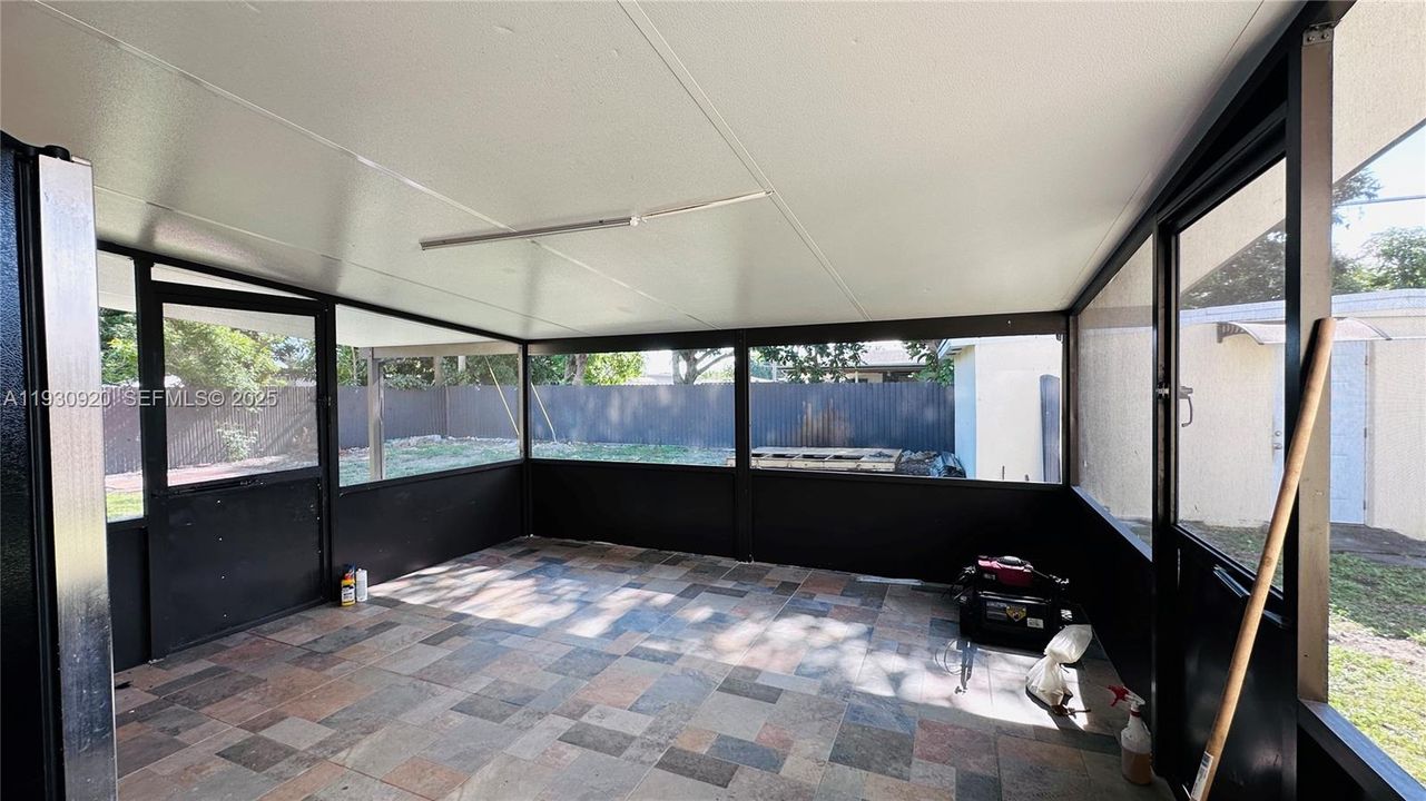 出租: $2,600 (3 贝兹, 2 浴室, 1272 平方英尺)