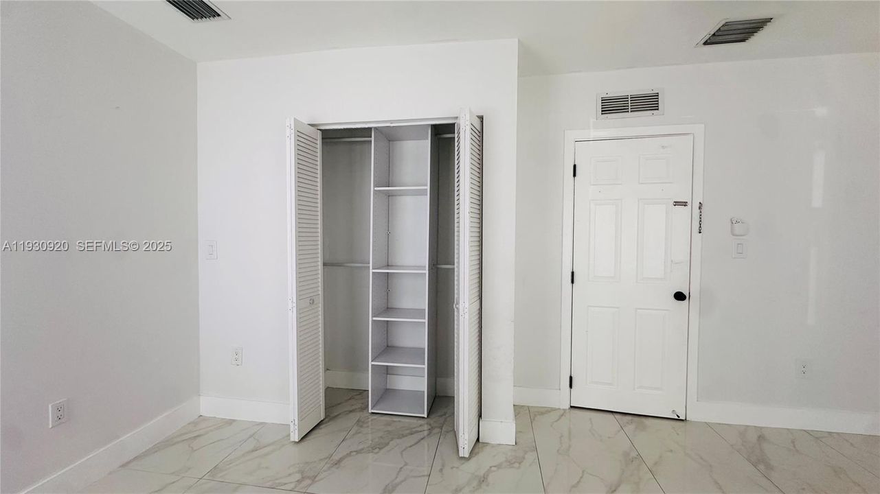 出租: $2,600 (3 贝兹, 2 浴室, 1272 平方英尺)