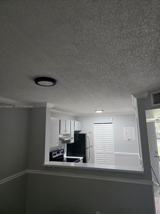 For Rent: $1,700 (2 beds, 2 baths, 24255 Square Feet)