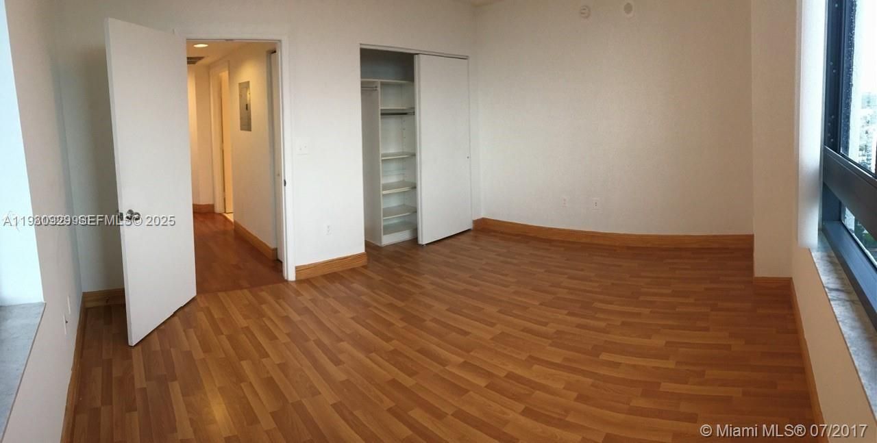 For Sale: $820,000 (2 beds, 2 baths, 1262 Square Feet)