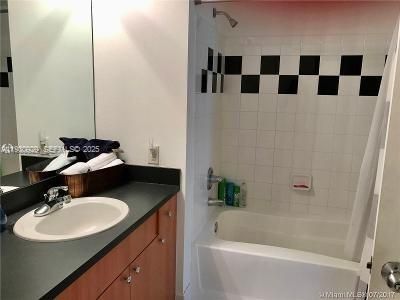 For Sale: $820,000 (2 beds, 2 baths, 1262 Square Feet)