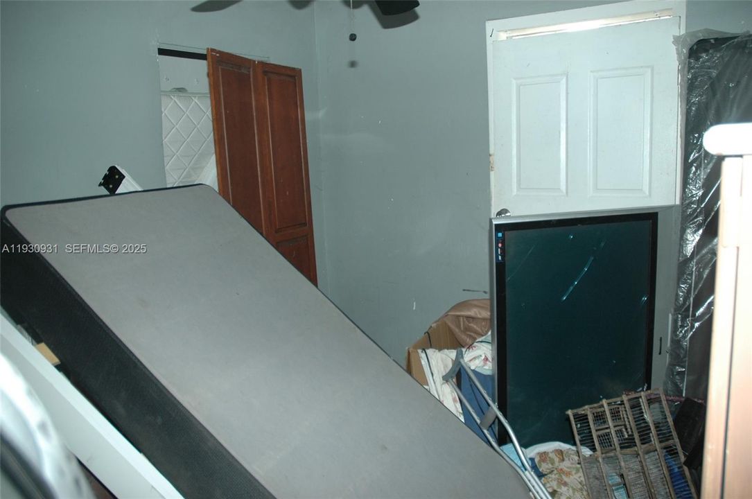 En Venta: $330,000 (3 camas, 1 baños, 900 Pies cuadrados)