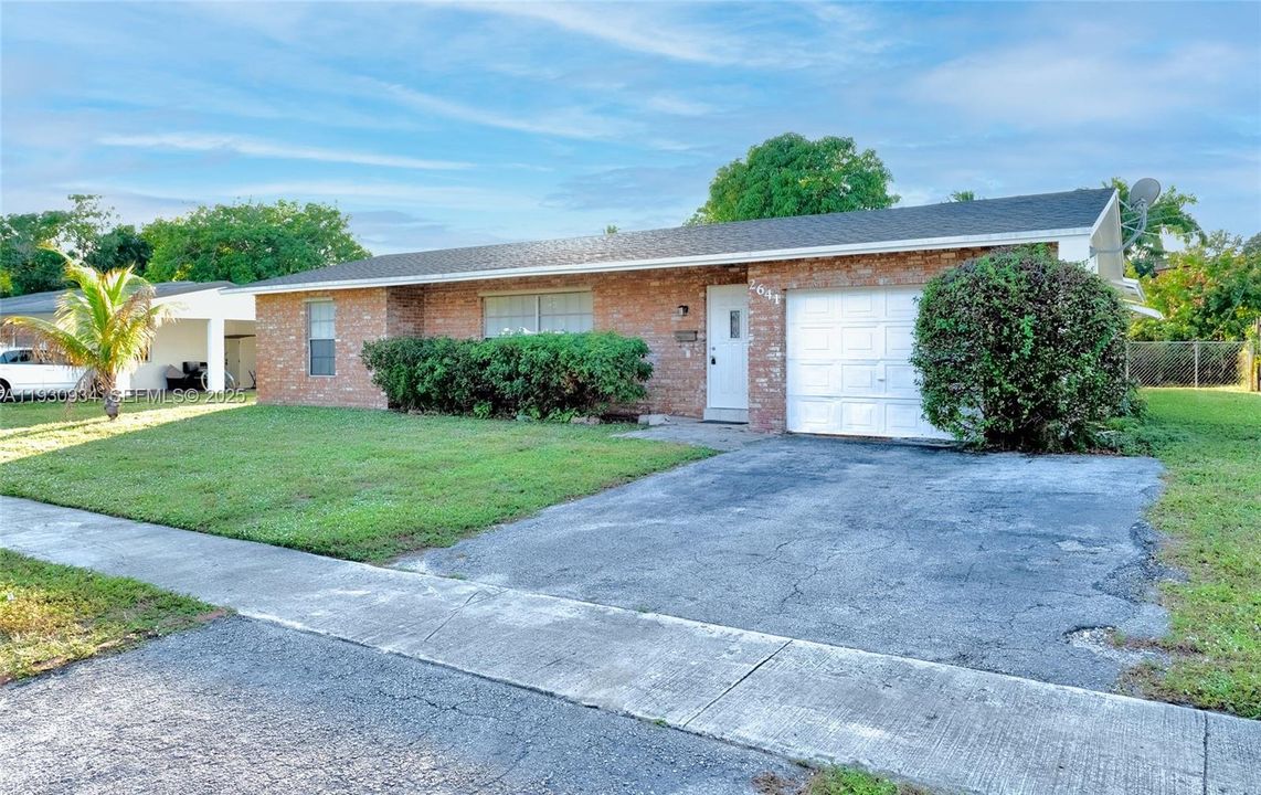 En Renta: $3,600 (5 camas, 2 baños, 1918 Pies cuadrados)