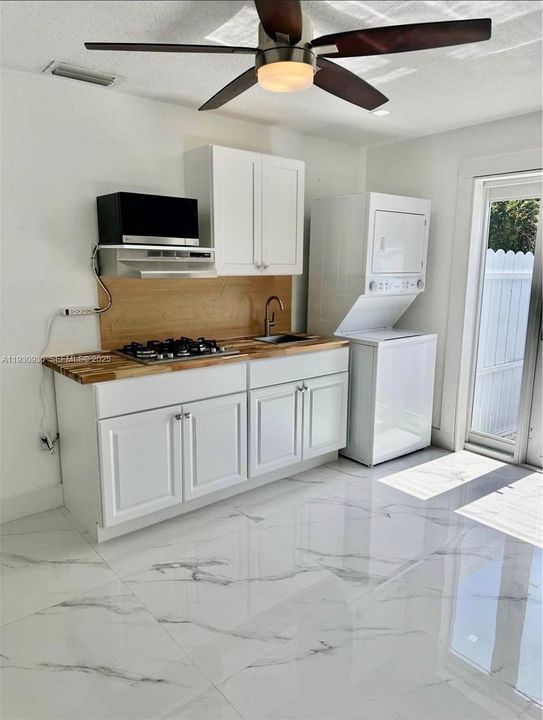 待售: $1,099,000 (4 贝兹, 2 浴室, 1716 平方英尺)