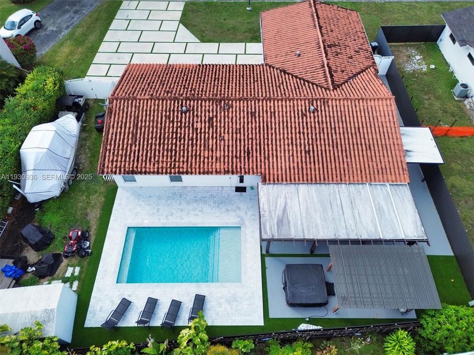 待售: $1,099,000 (4 贝兹, 2 浴室, 1716 平方英尺)