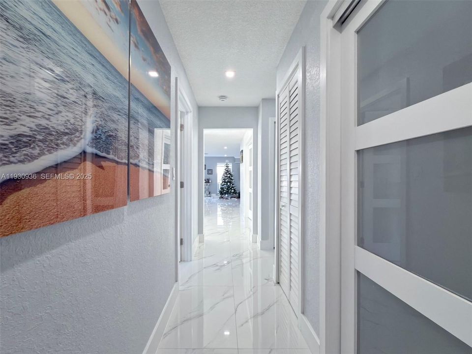 待售: $1,099,000 (4 贝兹, 2 浴室, 1716 平方英尺)