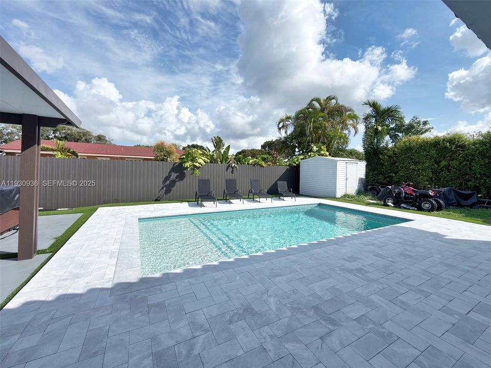 待售: $1,099,000 (4 贝兹, 2 浴室, 1716 平方英尺)