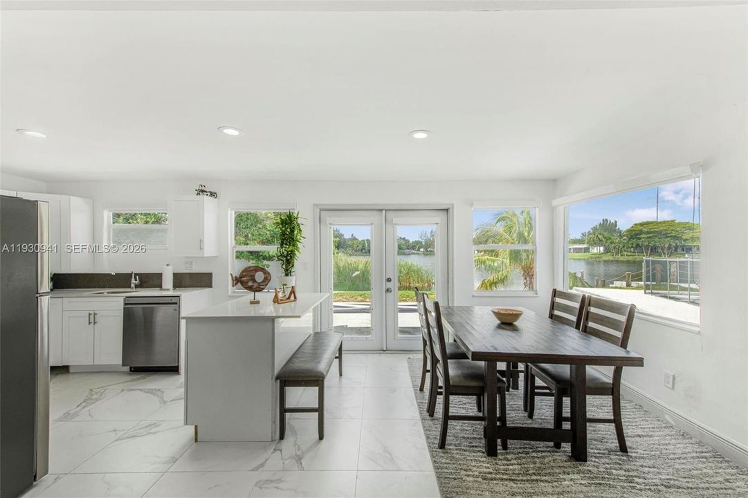 En Renta: $4,500 (4 camas, 3 baños, 1460 Pies cuadrados)