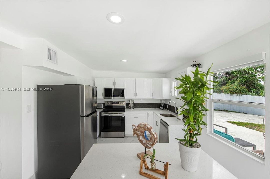 En Renta: $4,500 (4 camas, 3 baños, 1460 Pies cuadrados)