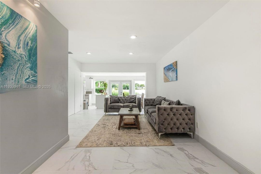 En Renta: $4,500 (4 camas, 3 baños, 1460 Pies cuadrados)